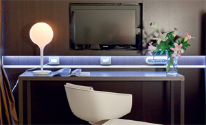 CASTORE LAMPADA DA TAVOLO