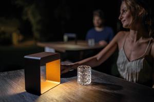 DAMA LAMPADA DA TAVOLO DIMMERABILE PORTATILE E RICARICABILE